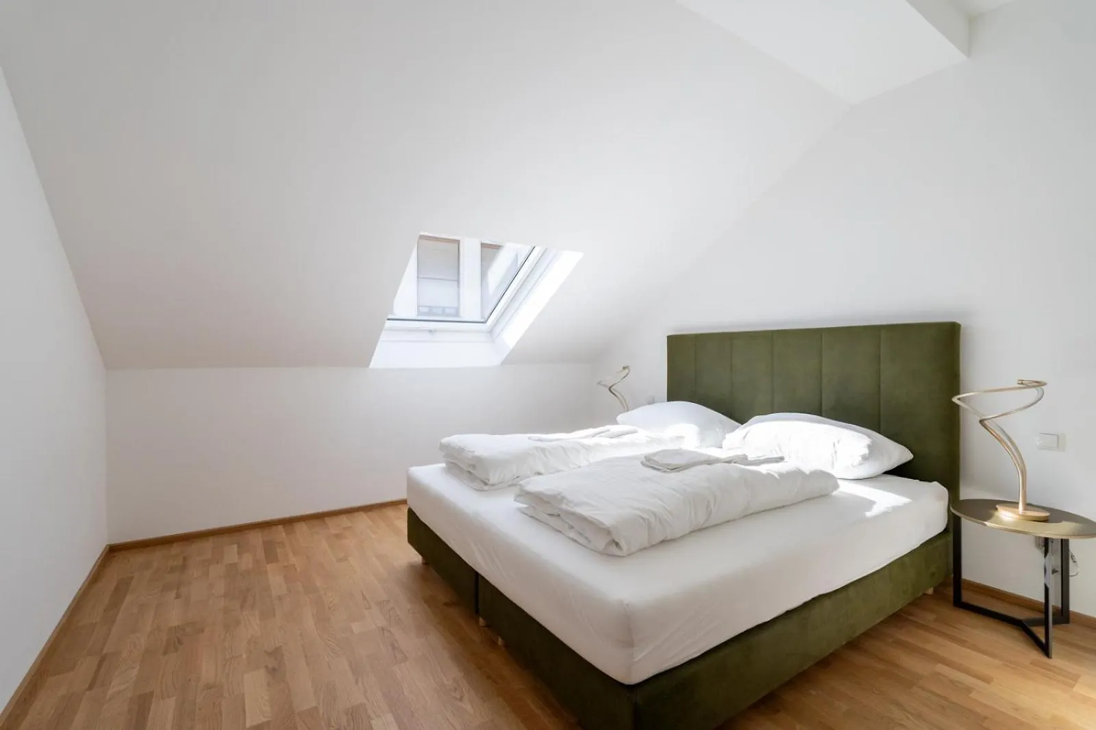Luxurious 70 M2 With Balcony & Air Conditioning Vienna 0*,  Austria