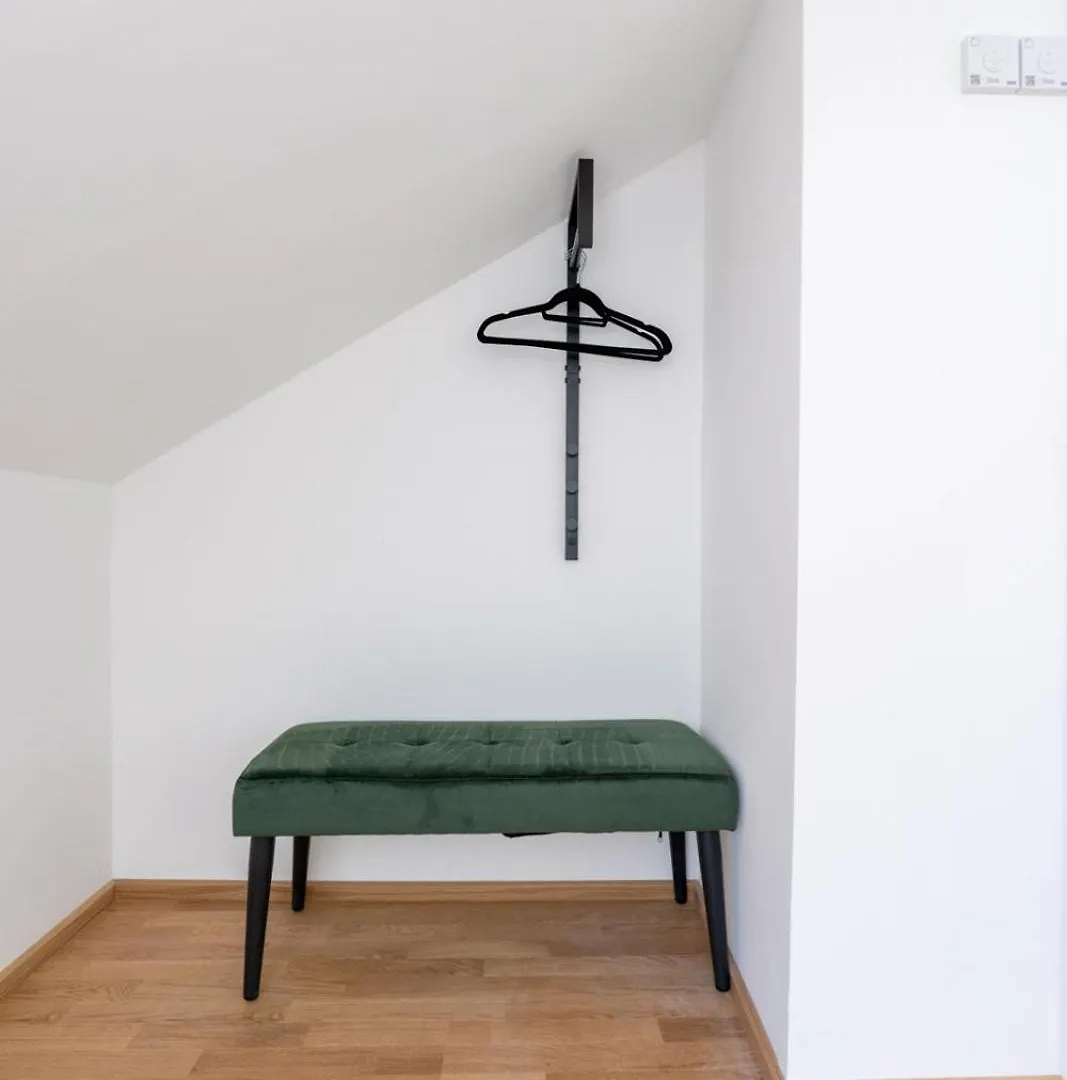 Luxurious 70 M2 With Balcony & Air Conditioning Vienna