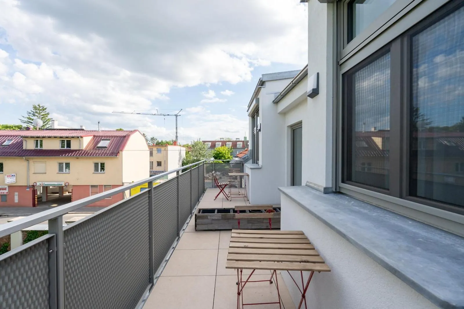 Luxurious 70 M2 With Balcony & Air Conditioning Vienna Austria
