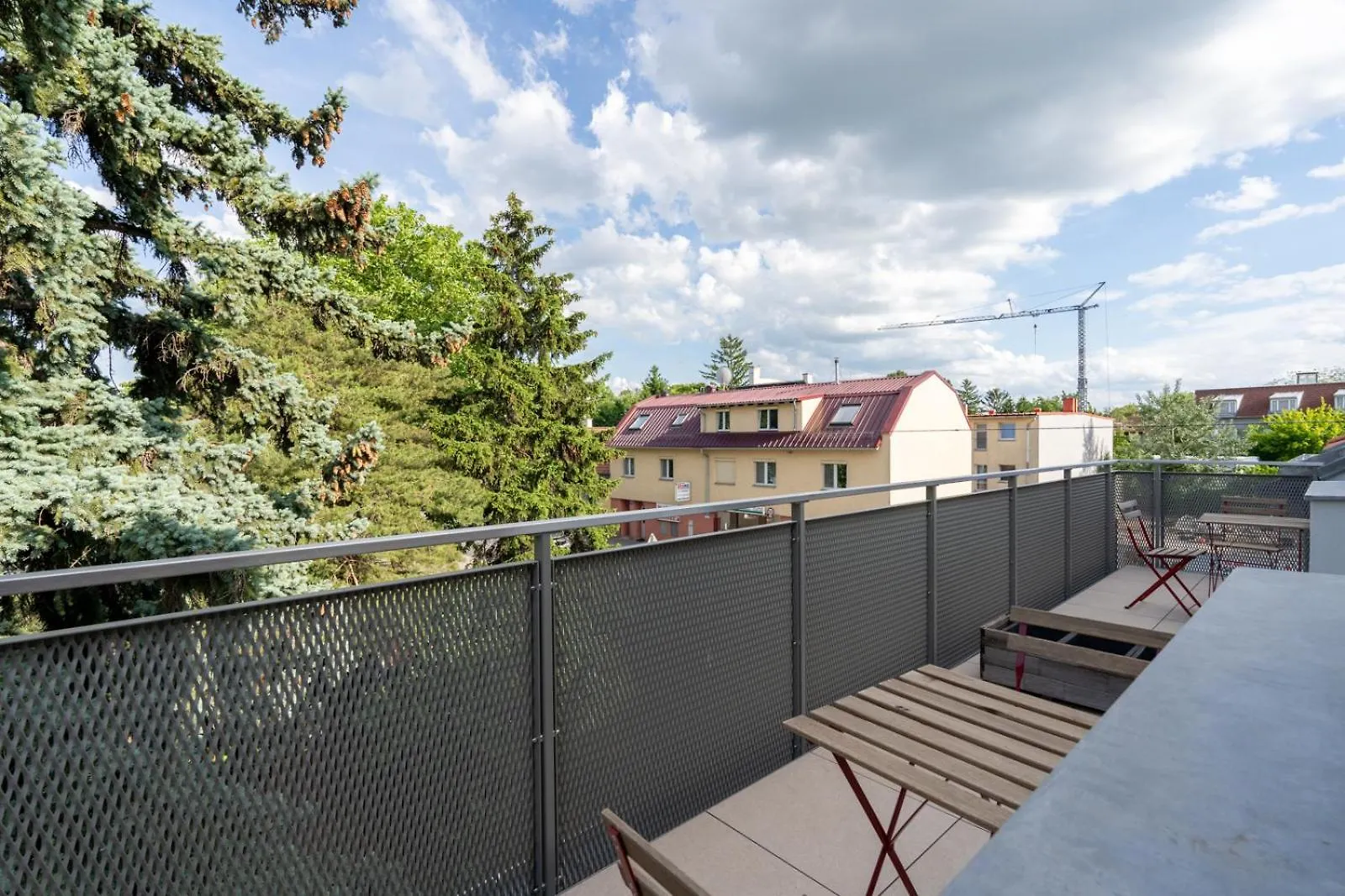 Apartment Luxurious 70 M2 With Balcony & Air Conditioning Vienna